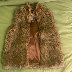 Kenar Faux Fur Vest. Size S.